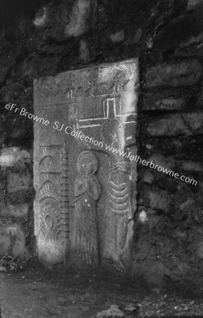 ABBEY CARVED SLAB
